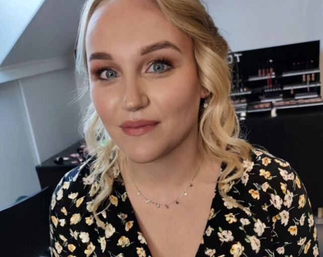 Cosmetist op Instagram